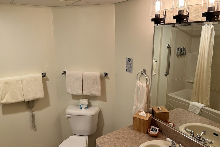 Room 190 of 260