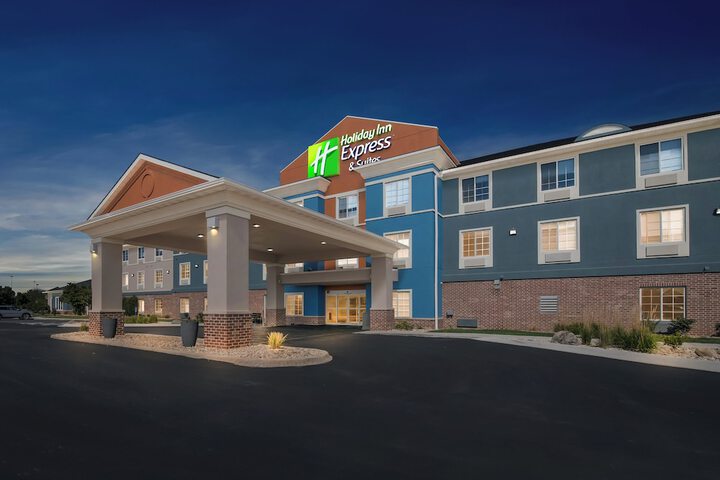 Holiday Inn Express Hotel & Suites Council Bluffs - Convention Center by IHG