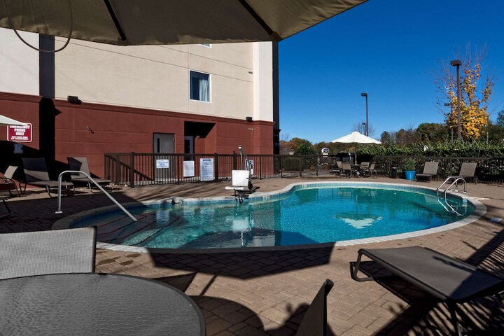 Pool 7 of 74