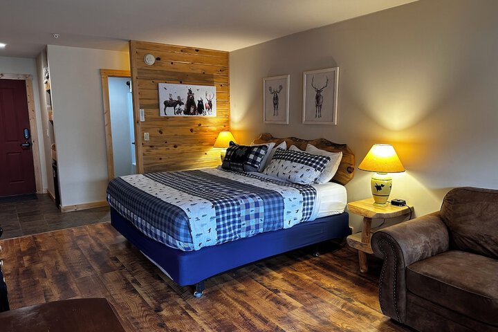 Methow River Lodge & Cabins