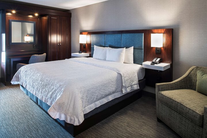 Hampton Inn & Suites Chicago / Lincolnshire