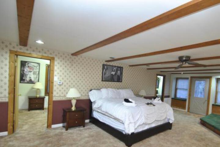 Grand Summit Lodge