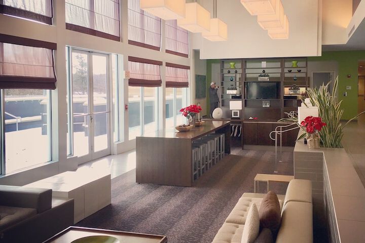 Element Lexington