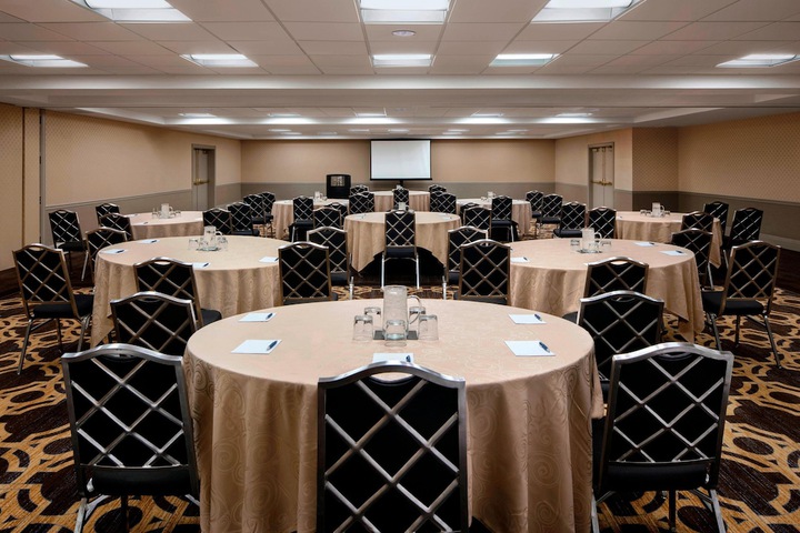 Sheraton New Orleans Hotel