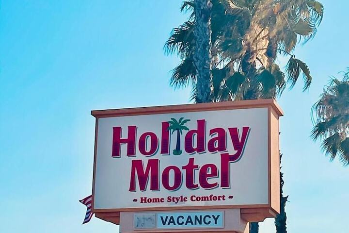 Hotel 2 of 34