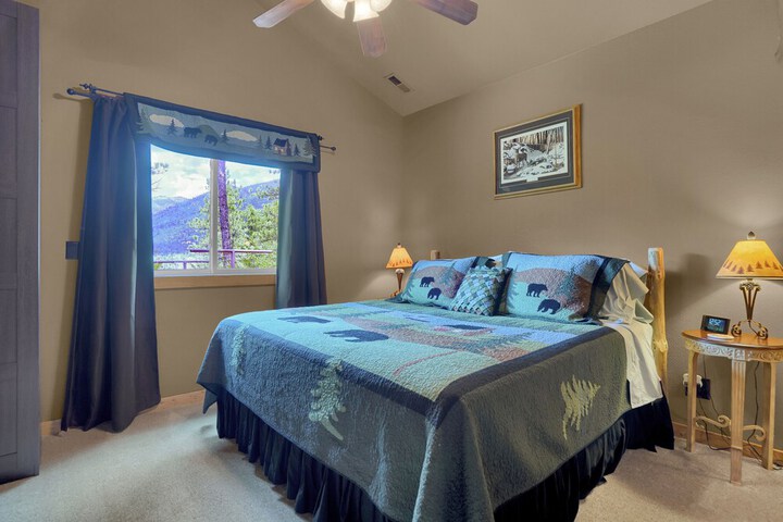 Rocky Mountain Lodge