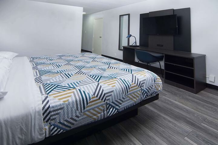 Room 15 of 20