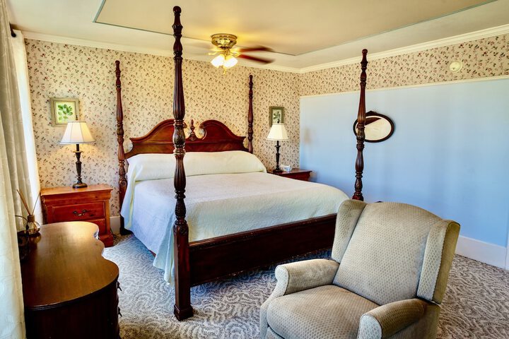 Room 62 of 113