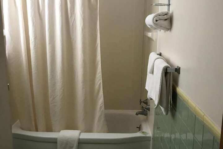 Room 43 of 52