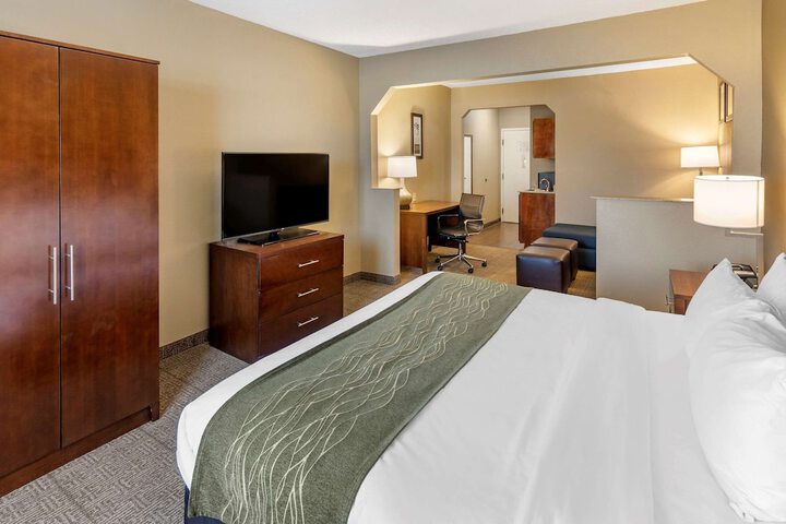 Room 18 of 34