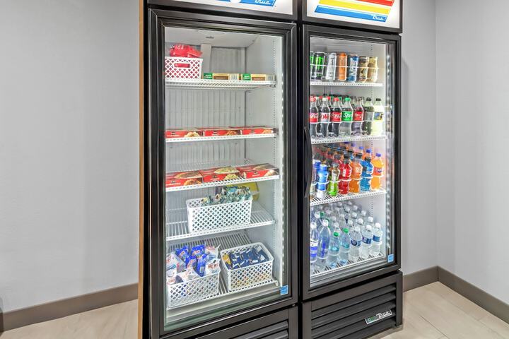 Holiday Inn Express & Suites Hebron - Cincinnati Airport by IHG