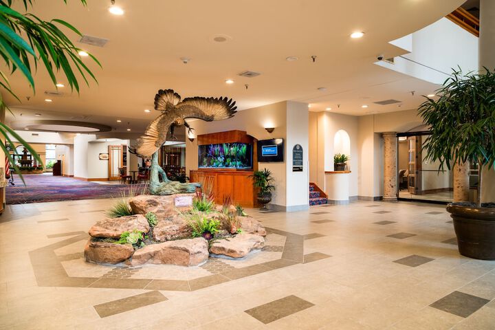 MCM Eleganté Hotel & Conference Center Beaumont