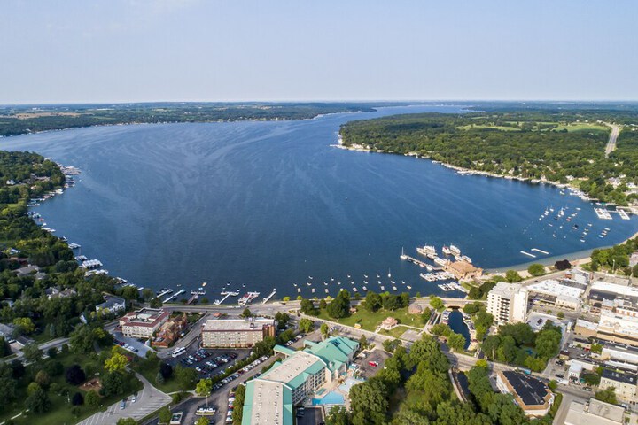 Harbor Shores on Lake Geneva