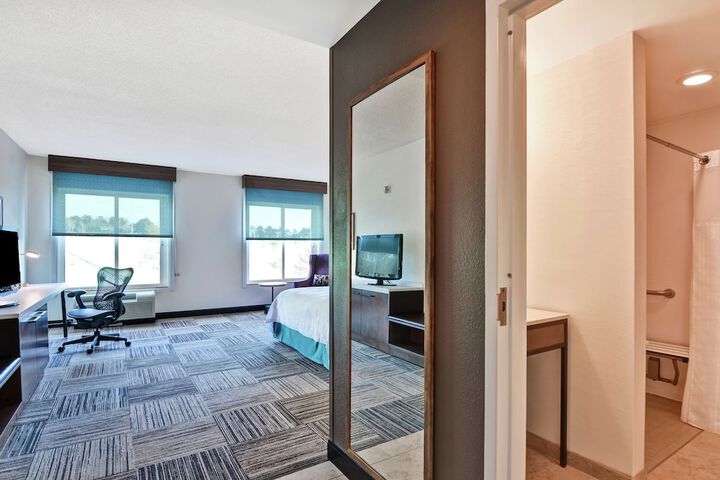 Room 16 of 49