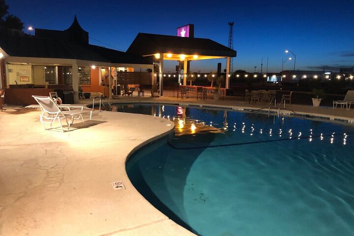 Pool 8 of 42