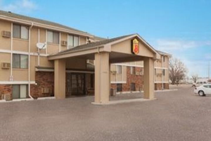 Super 8 Sioux Falls Near Convention Center
