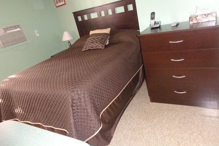 Room 37 of 42