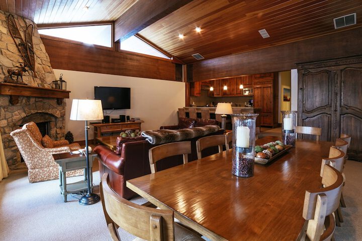 Stein Eriksen Lodge