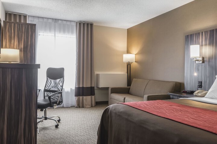 Room 35 of 43