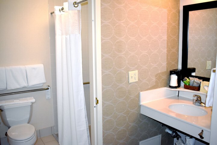 Room 16 of 30