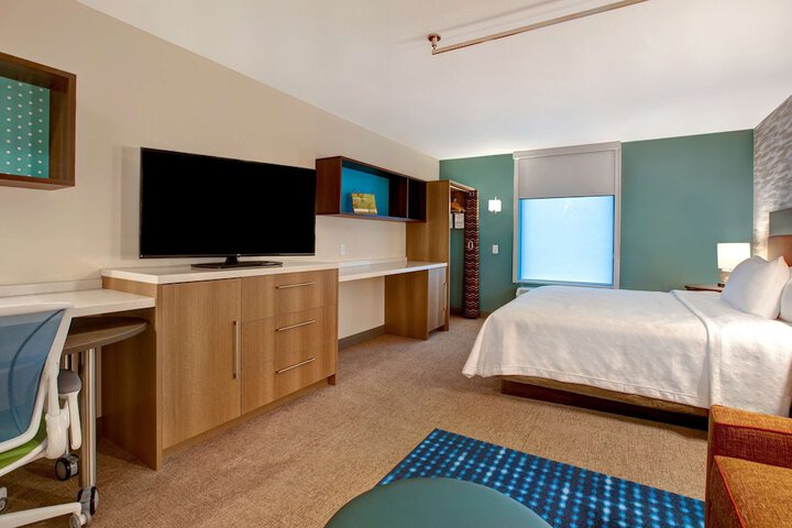 Room 33 of 45