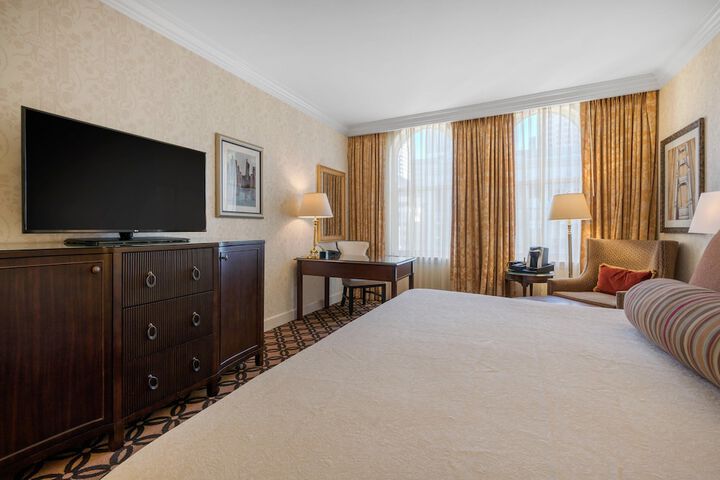 Room 52 of 155