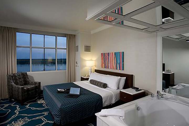 Room 12 of 35
