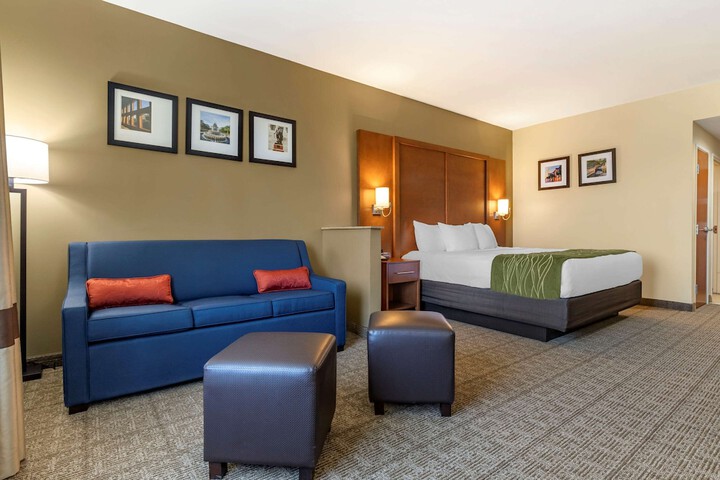 Room 17 of 26