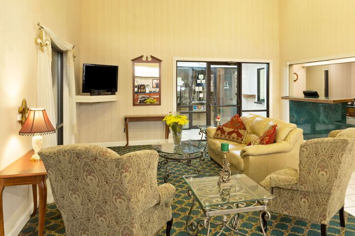 Hotel Interior 9 of 21