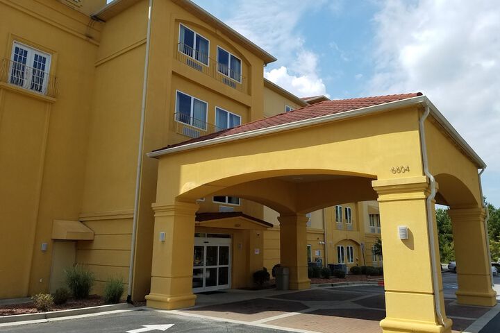 Hotel 8 of 81
