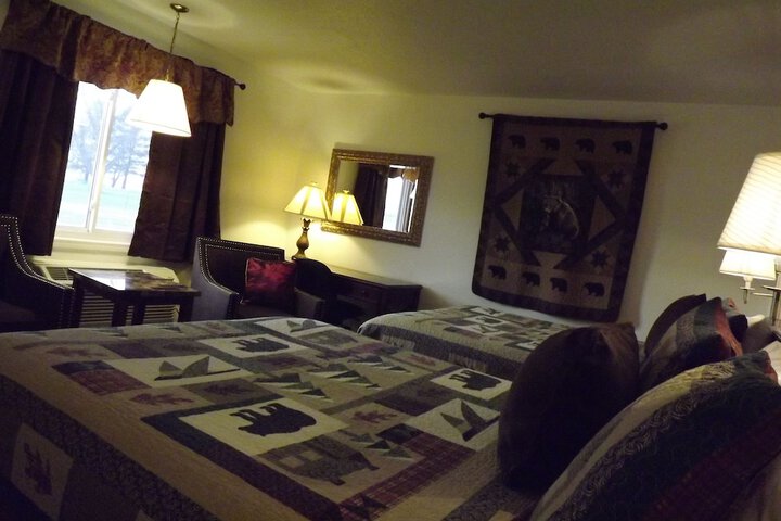Room 73 of 175