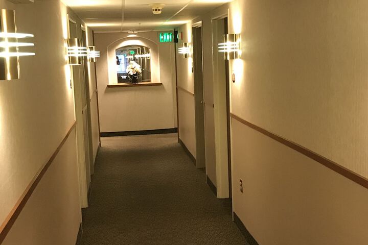 Ballroom/Hall 42 of 46