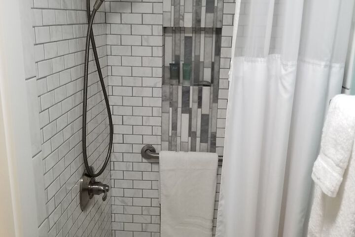 Room 21 of 35
