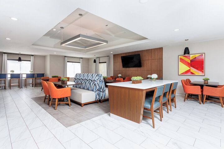 Holiday Inn Express & Suites Ormond Beach - North Daytona by IHG