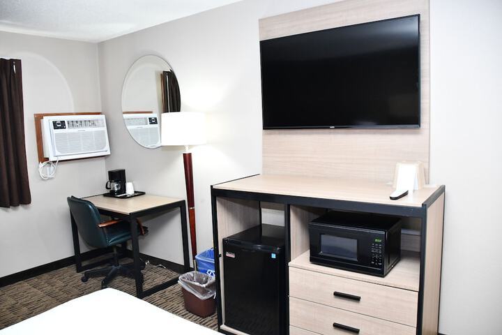 Baymont Inn & Suites by Wyndham Platteville