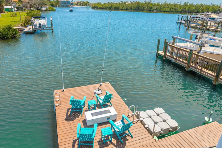 Latitude 26 Waterfront Boutique Resort - Bonita Springs