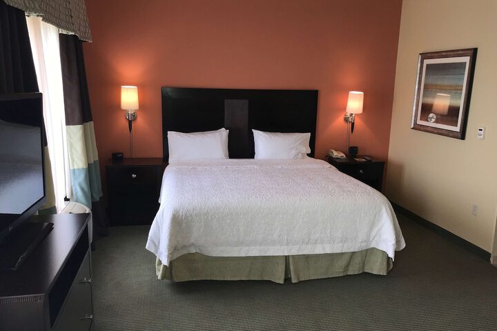 Room 28 of 45