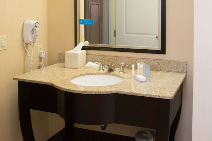 Hampton Inn & Suites Providence Downtown