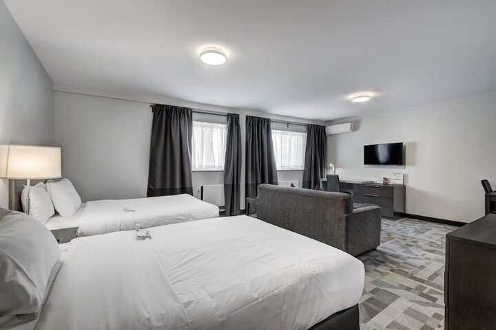 Room 90 of 99
