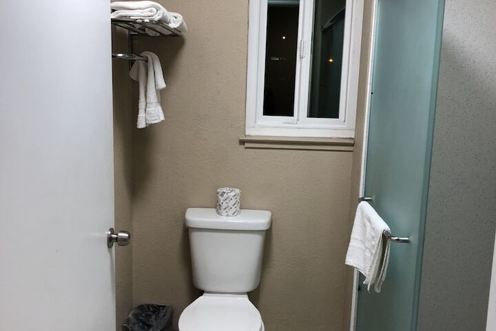 Room 22 of 26