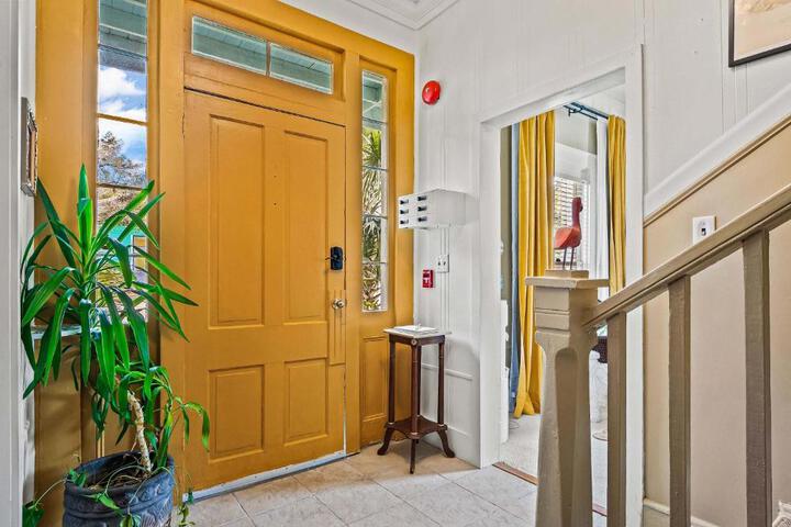 Old Carrabelle Hotel Flamingo Suite