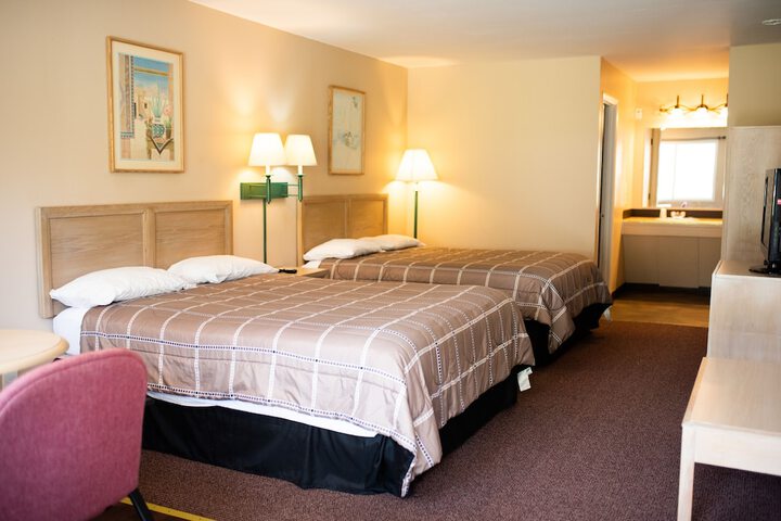 Room 11 of 17