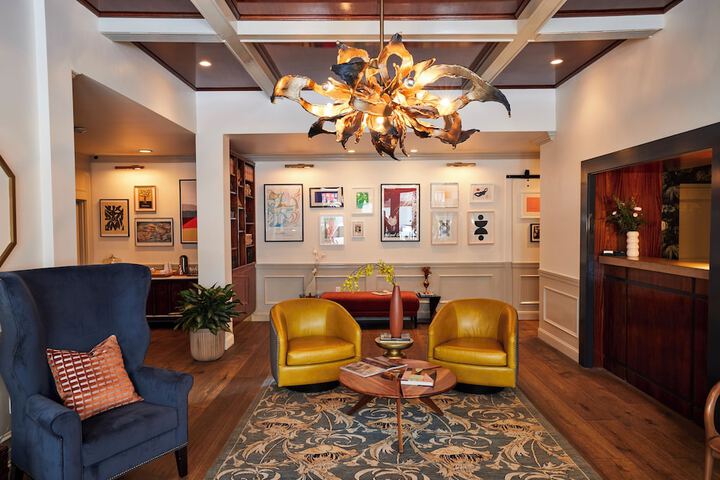 The Oliver Hotel