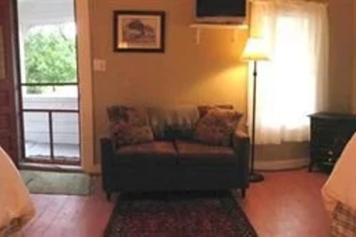 Bishop Farm Bed & Breakfast
