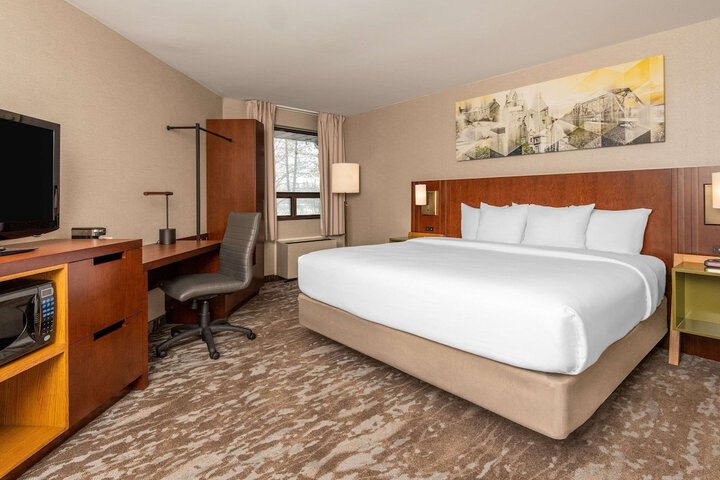 Room 54 of 87