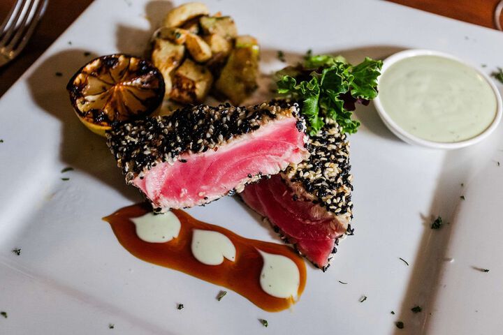 Dining 55 of 69