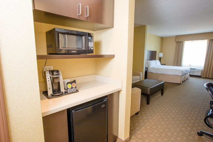 Room 35 of 110