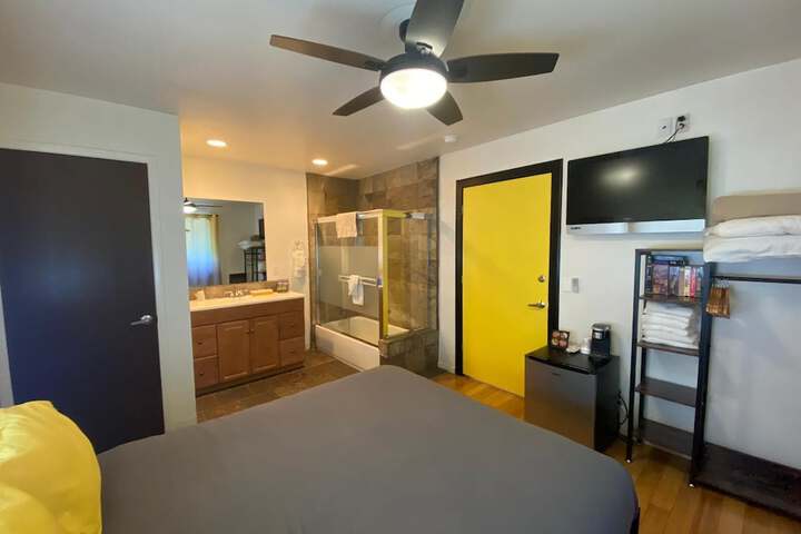 Room 20 of 52