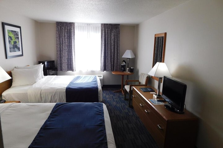 Room 21 of 37