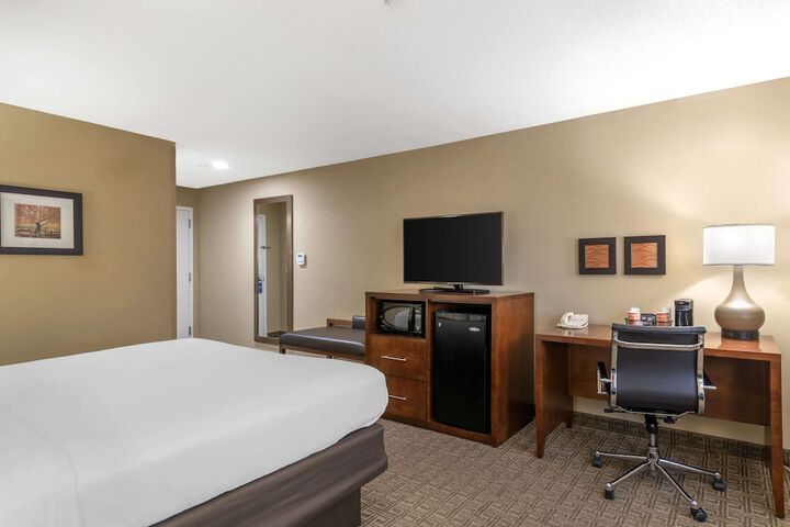 Room 17 of 42